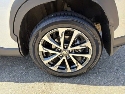 2024 Toyota Corolla Cross XLE