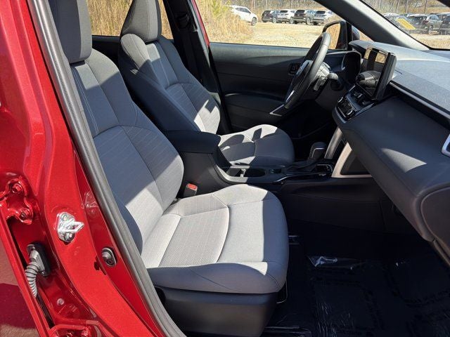 2025 Toyota Corolla Cross Hybrid SE