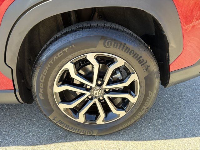 2025 Toyota Corolla Cross Hybrid SE