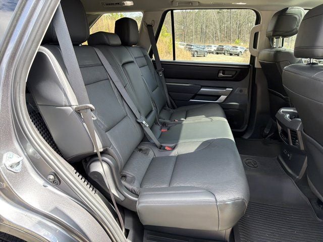 2024 Toyota Sequoia SR5