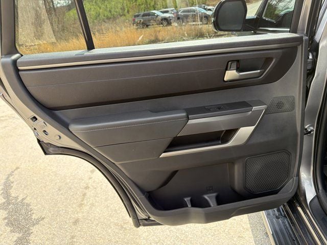 2024 Toyota Sequoia SR5