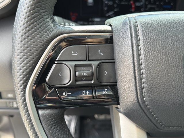 2024 Toyota Sequoia SR5