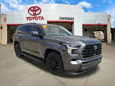 2024 Toyota Sequoia SR5