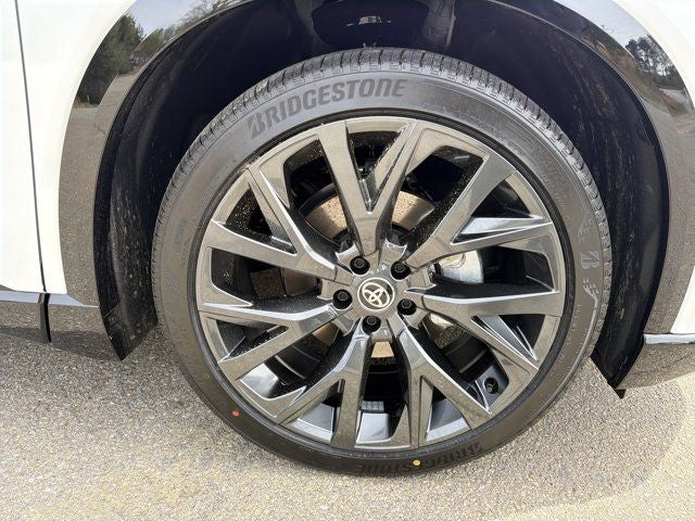 2026 Toyota Crown Signia Limited