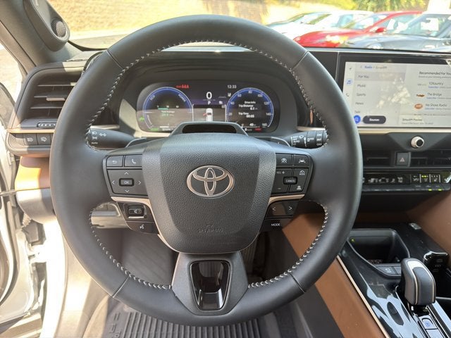 2025 Toyota Crown Signia Limited