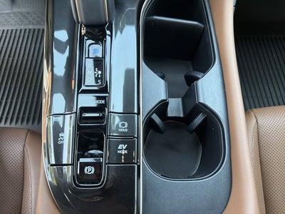 2025 Toyota Crown Signia Limited