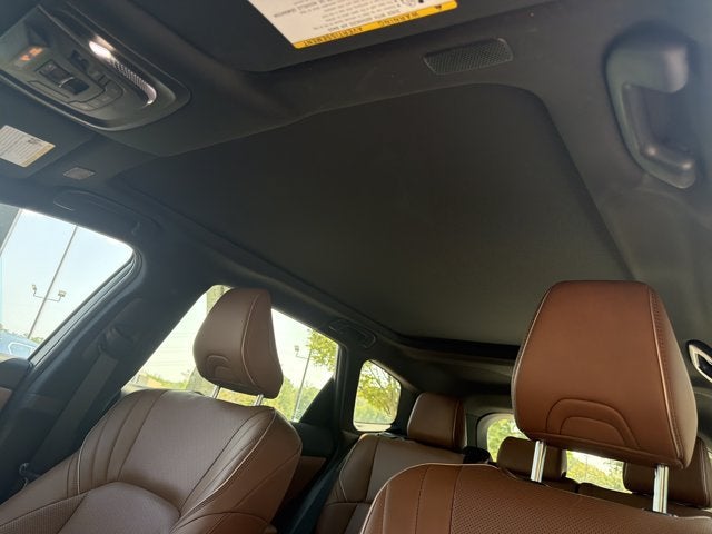 2025 Toyota Crown Signia Limited