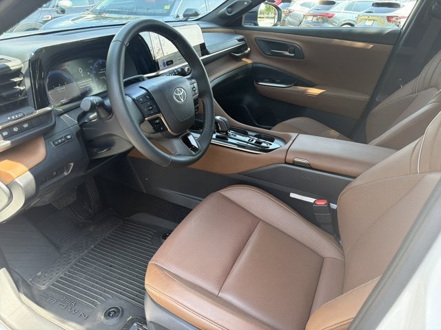 2025 Toyota Crown Signia Limited