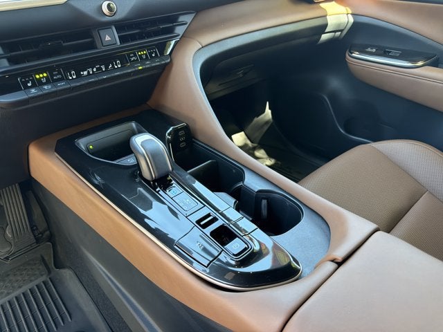 2025 Toyota Crown Signia Limited