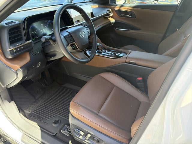 2025 Toyota Crown Signia Limited