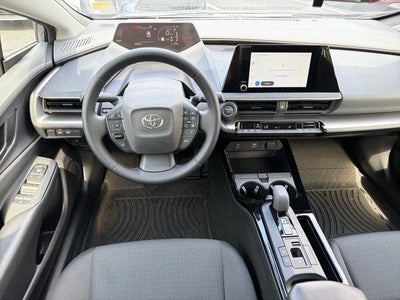 2025 Toyota Prius LE
