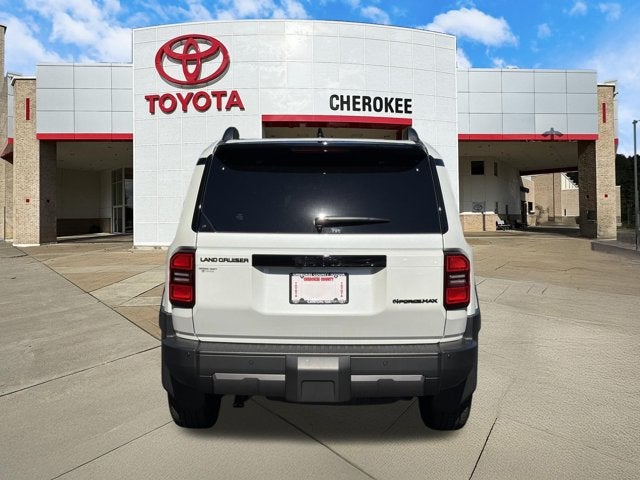 2027 Toyota Land Cruiser Base