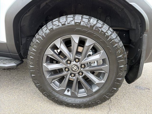 2025 Toyota Land Cruiser Base