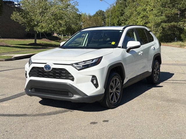 2022 Toyota RAV4 Hybrid XLE Premium