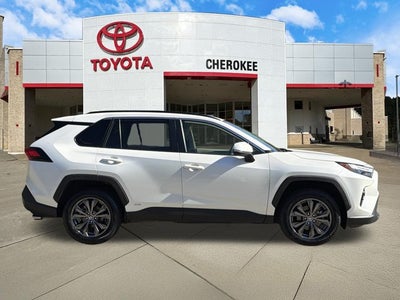 2022 Toyota RAV4 Hybrid XLE Premium