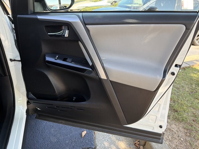 2017 Toyota RAV4 Hybrid Limited