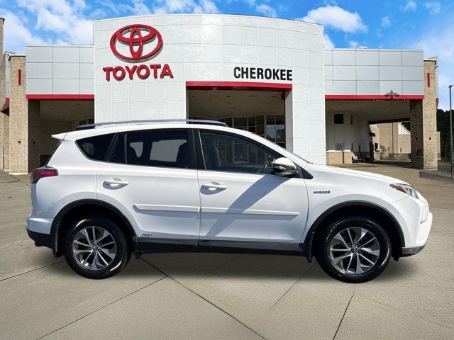 2018 Toyota RAV4 Hybrid XLE