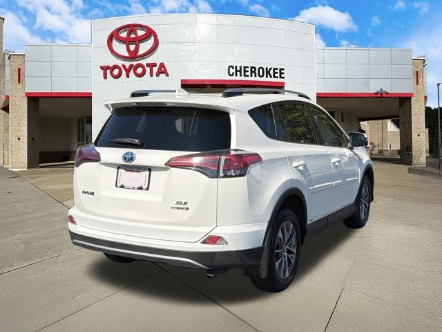 2018 Toyota RAV4 Hybrid XLE