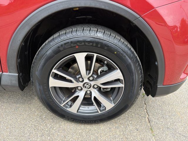 2017 Toyota RAV4 XLE