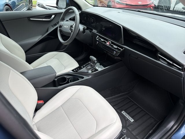 2025 Kia Niro EX