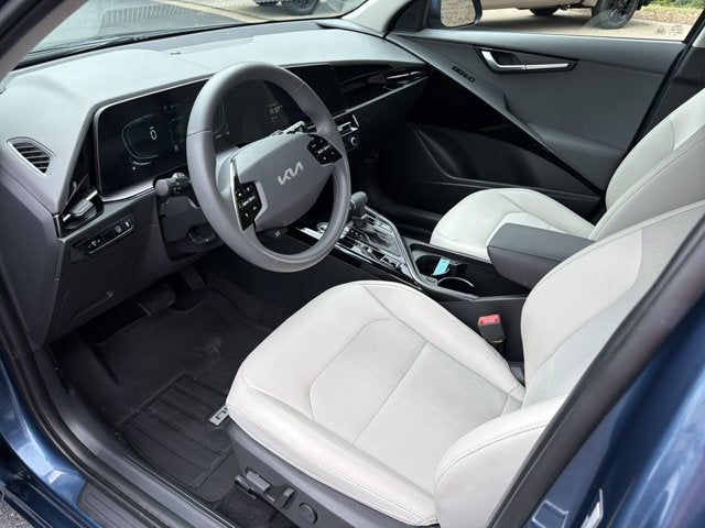 2025 Kia Niro EX
