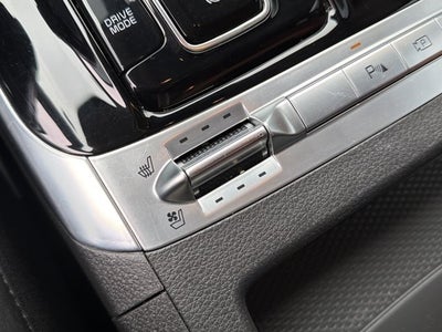 2024 Kia Carnival SX