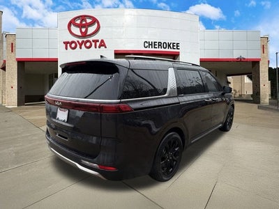 2024 Kia Carnival SX