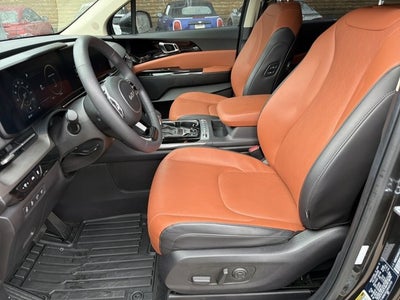 2024 Kia Carnival SX