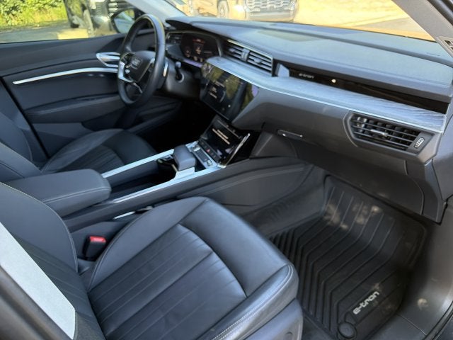 2021 Audi e-tron Premium quattro